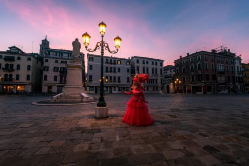 Going for a dark fantasy feel with Sophie in 2019 Venice, Venezia, Carnevale, San Marco