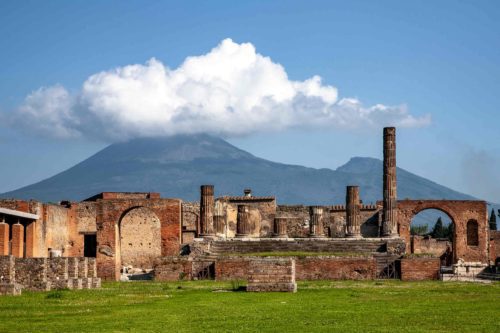 A cloud sits over Mt Vesuvius near Pompeii, like an ominous echo of the past Pompeii, Vesuvius, Campania, Italy