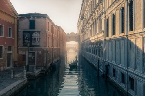 Sunrise on a foggy day along the Bridge of Sighs Bridge of Sighs, gondola, Venice, Venezia, Ponte dei Sospiri