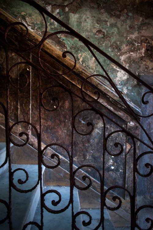 The hypnotic decay of Havana Havana, Cuba