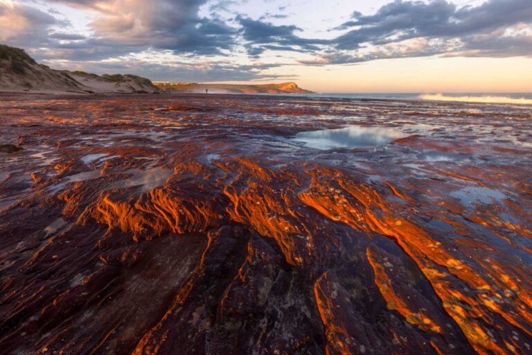 Sunrise on the red rock of Kalbarri Kalbarri, Western Australia, seascape