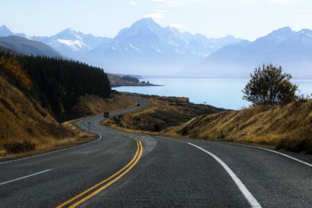 Approach to Mount Cook National Park Mount Cook, Aoraki, road, New Zealand