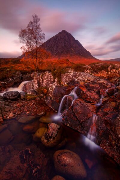 The iconic peak of Buachaille Etive Mor at sunrise Buachaille etive mor, Glencoe, Scottish highlands, Glen Etive